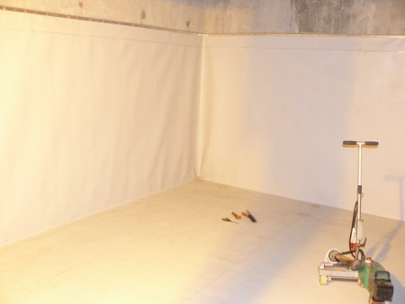 Гидроизоляция резервуара.